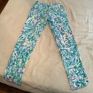 Lilly Pulitzer Women's 28" Emora Knit Pant in blue Ibiza cabana cocktail